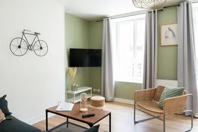 Télévision ou salle de divertissement dans l'établissement Appartement dans quartier pittoresque