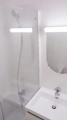 Salle de bains dans l'établissement Appartement dans quartier pittoresque
