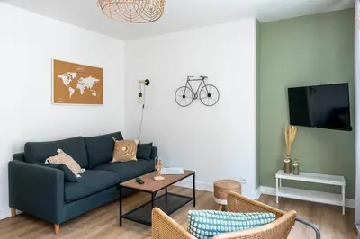 Télévision ou salle de divertissement dans l'établissement Appartement dans quartier pittoresque