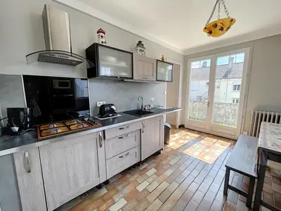 Cuisine ou kitchenette dans l'établissement Maison avec jardin près de la mer - FR-1-361-560