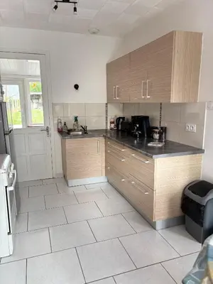 Cuisine ou kitchenette dans l'établissement Le petit Morin