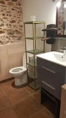 Salle de bains dans l'établissement Gîte Esprit Mer