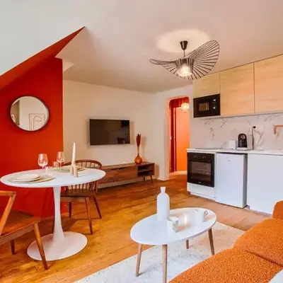 Logement Cozy décoré avec gout