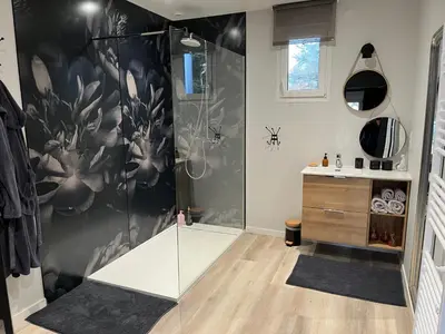 Salle de bains dans l'établissement Love Spa Normandie