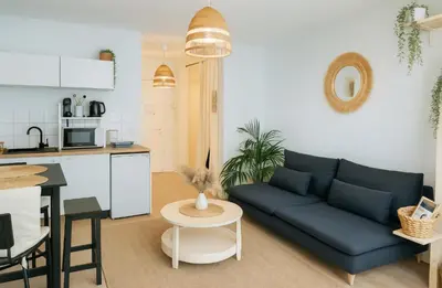 Cuisine ou kitchenette dans l'établissement Charmant Studio Vie Caennaise au Port & Vaugueux