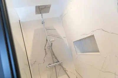 Salle de bains dans l'établissement Appartement historique Dior