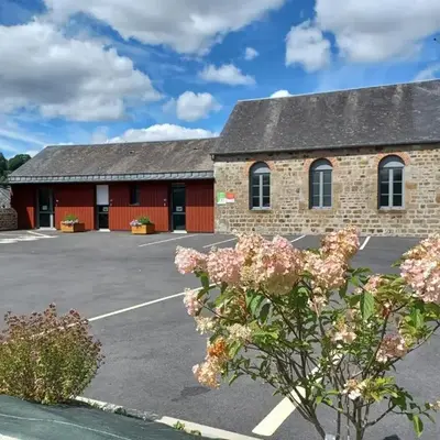 Gîte indépendant adapté PMR à Lonlay-l'Abbaye - FR-1-497-234