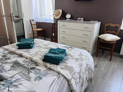 Un ou plusieurs lits dans un hébergement de l'établissement Sur les toits de St Aubin - La Mer