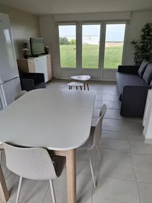 Cuisine ou kitchenette dans l'établissement Maison avec vue mer à Omaha Beach - idéal familles