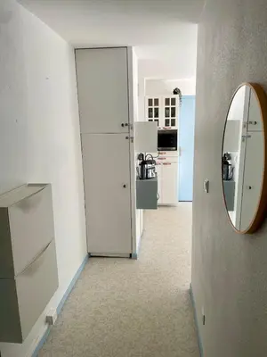 Cuisine ou kitchenette dans l'établissement Appartement 250m mer, 2 vélos avec casques, entièrement rénové en 2025