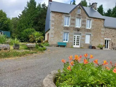 Jardin de l'établissement Domaine du hanovre Comfortable holiday residence