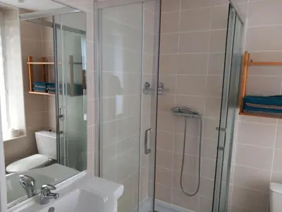 Salle de bains dans l'établissement Domaine du hanovre Comfortable holiday residence