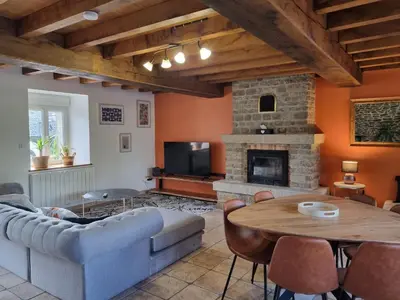 Cuisine ou kitchenette dans l'établissement Au Mont De La Rive #Jaccuzi et Mont-Saint-Michel #
