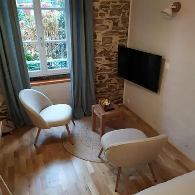 STUDIO HORTENSIA à 2 pas du port - Confortable