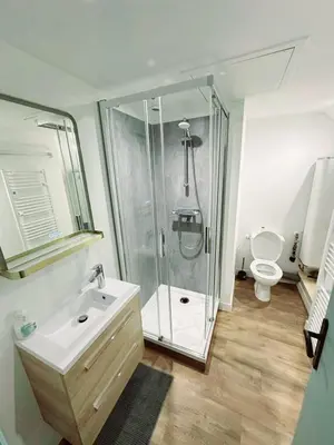 Salle de bains dans l'établissement Appartement Djo&Juh2