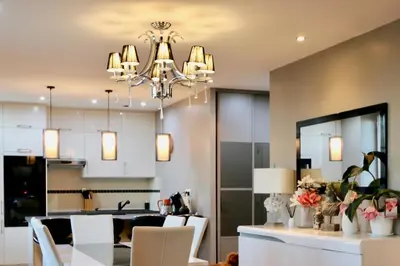 Cuisine ou kitchenette dans l'établissement L'Escale des Rimains avec vue sur mer exceptionnelle