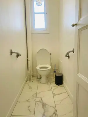 Salle de bains dans l'établissement Maharaja - Grande Maison & Terrasse Plage
