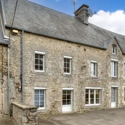 Lovely Home In Hauteville-Sur-Mer