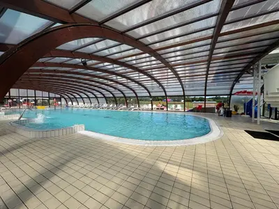 Piscine de l'établissement Home Sweet Home Domaine du Litteau ou située à proximité