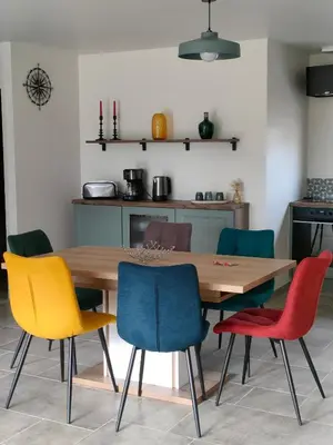 Cuisine ou kitchenette dans l'établissement Détente à Portbail