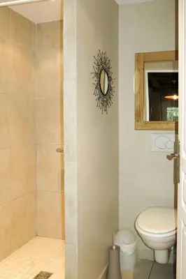 Salle de bains dans l'établissement Holiday Home Gîte de l'Epine by Interhome