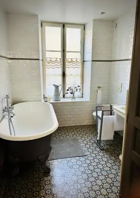 Salle de bains dans l'établissement Le poisson dans le percolateur