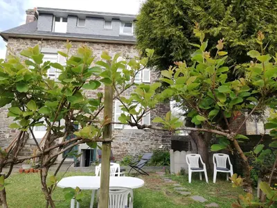 Jardin de l'établissement La Marine - la vigie ou la cale