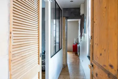 Plan de l'établissement Appartement pour 2, Place Saint-Sauveur