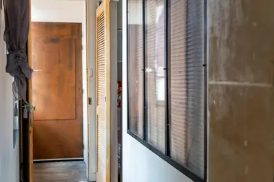 Plan de l'établissement Appartement pour 2, Place Saint-Sauveur