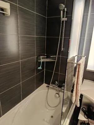 Salle de bains dans l'établissement Au bord de l'orne