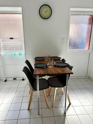 Plan de l'établissement Maison en Triplex proche centre-ville