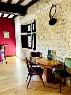 Coin salon dans l'établissement La Maitrise à BAYEUX