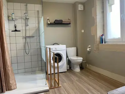 Salle de bains dans l'établissement L hirondelle