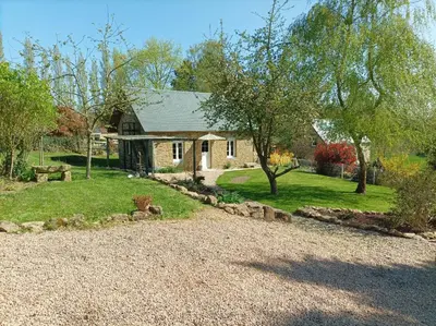Jardin de l'établissement Love Room, L'aubertine
