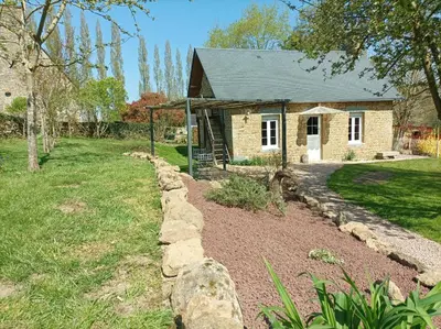 Jardin de l'établissement Love Room, L'aubertine