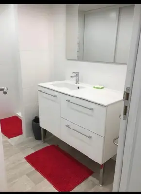 Salle de bains dans l'établissement villa Charlotte