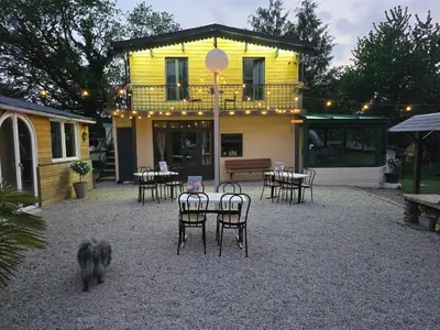 Bâtiment de la tente de luxe