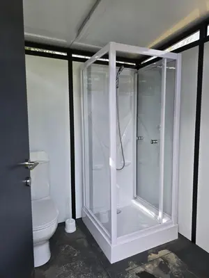Salle de bains dans l'établissement Clos des Monts Tente Lodge Safari R