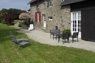 Jardin de l'établissement Chambres et table d'hôtes du Vieil Hêtre