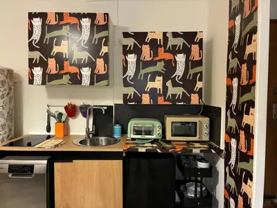 Cuisine ou kitchenette dans l'établissement Logis 2 Caen