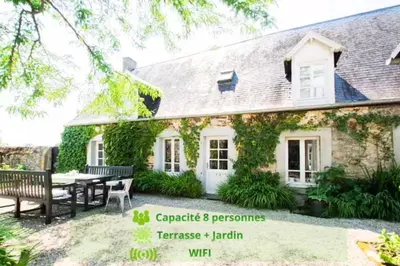 Jardin de l'établissement Charmant cottage normand avec vue panoramique sur la côte de Regnéville