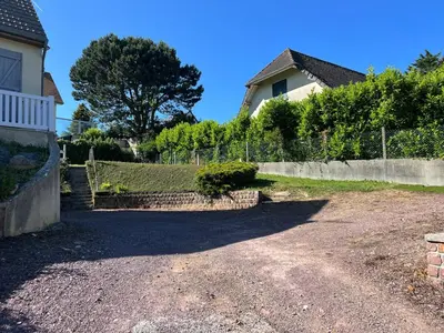 Jardin de l'établissement Les Hauts d'Omaha