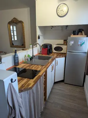 Cuisine ou kitchenette dans l'établissement Chez Camille