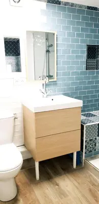Salle de bains dans l'établissement Les Frangins du Mont Saint Michel