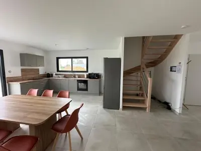 Cuisine ou kitchenette dans l'établissement Les Libérateurs