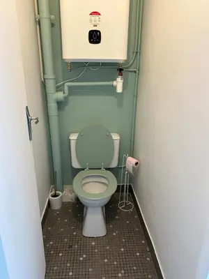 Salle de bains dans l'établissement Studio Lumineux à 2 pas de la Rue de la Mer