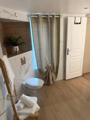 Salle de bains dans l'établissement Désirs d'une nuit - La détente