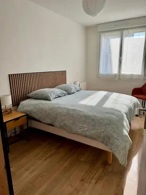 Un ou plusieurs lits dans un hébergement de l'établissement Serenity, appt avec loggia à 5min de la plage