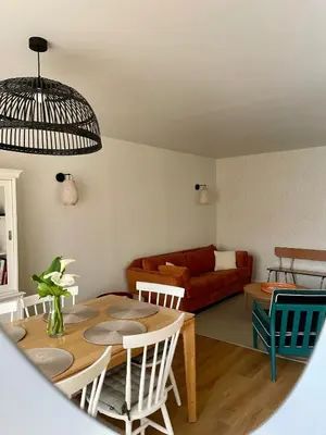 Coin salon dans l'établissement La Comète by Melrose