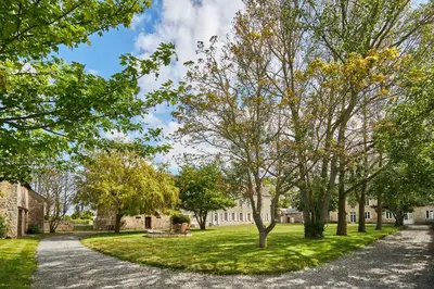 Jardin de l'établissement Manoir de l’Ormel